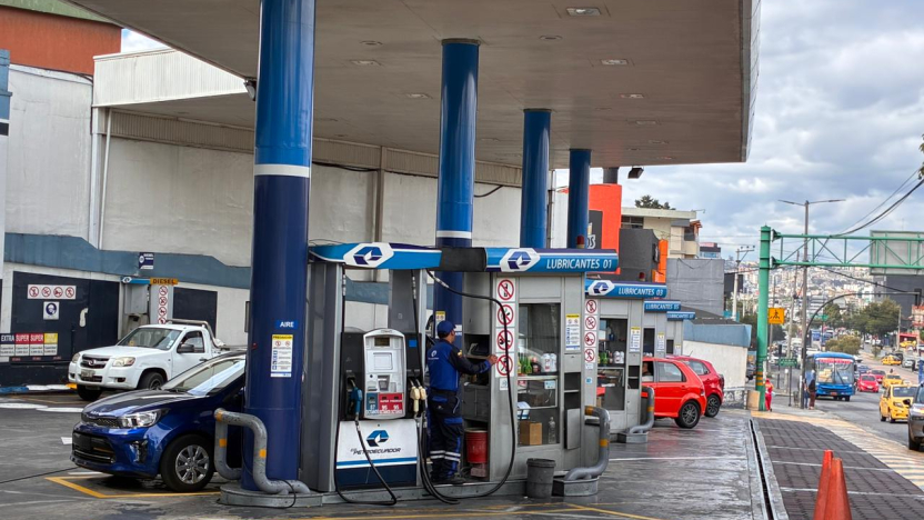 Suben las gasolinas en Ecuador: Extra y Ecopaís superan los USD 3 por primera vez en medio de tensión global
