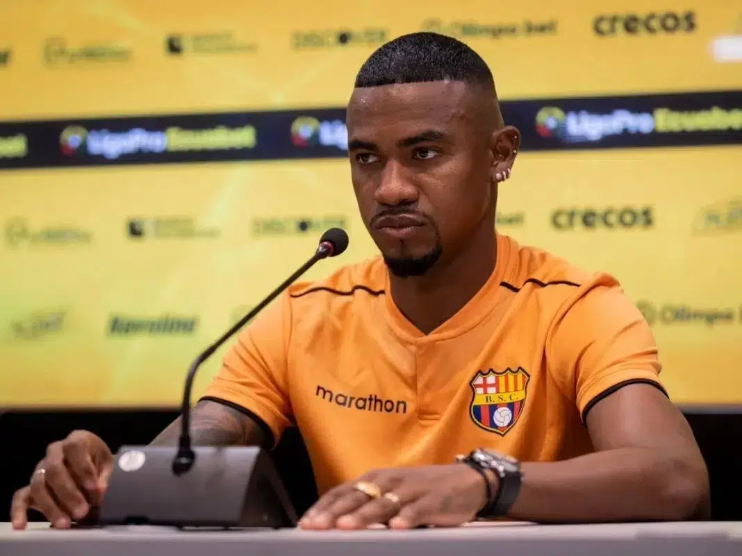 Dixon Arroyo demanda a Barcelona SC por deudas