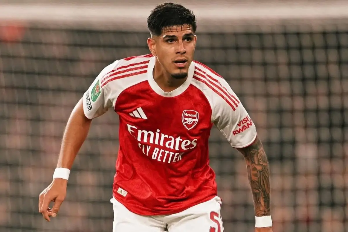 Arsenal compra a Piero Hincapié hasta 2031