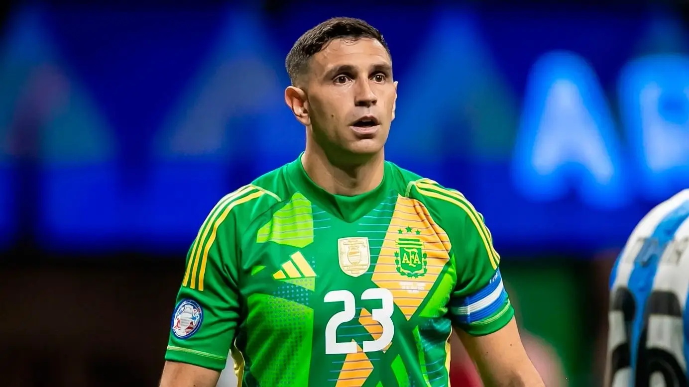 Dibu Martínez preocupa a Argentina antes del Mundial 2026