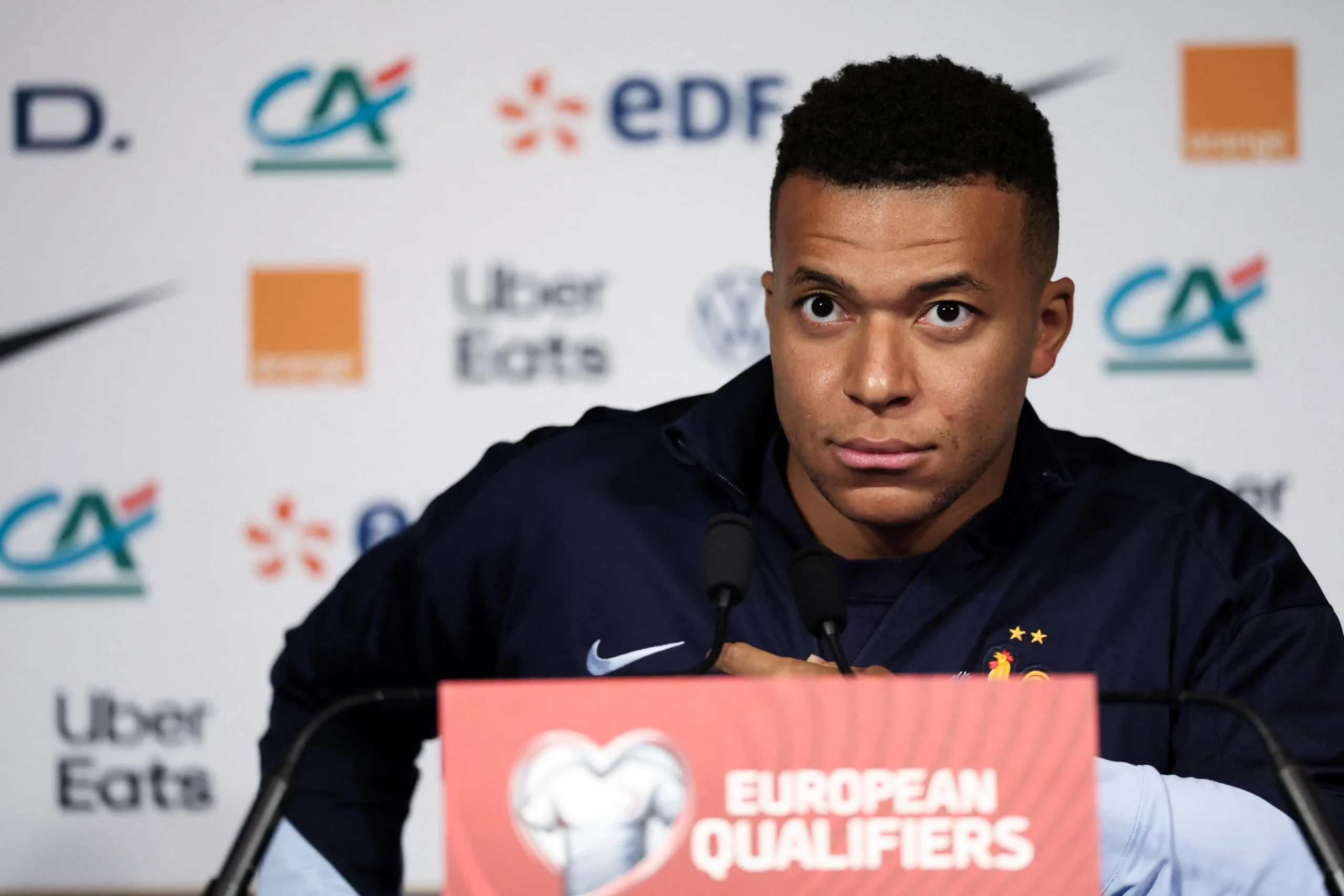 Mbappé responde al debate Messi vs Cristiano