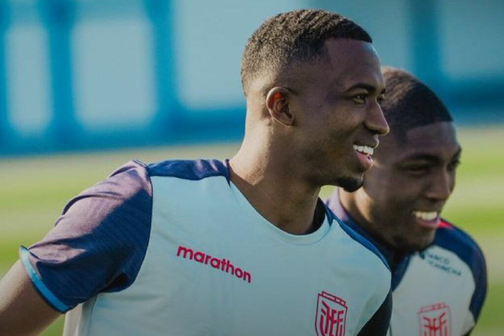 Willian Pacho responde al aviso de Costa de Marfil