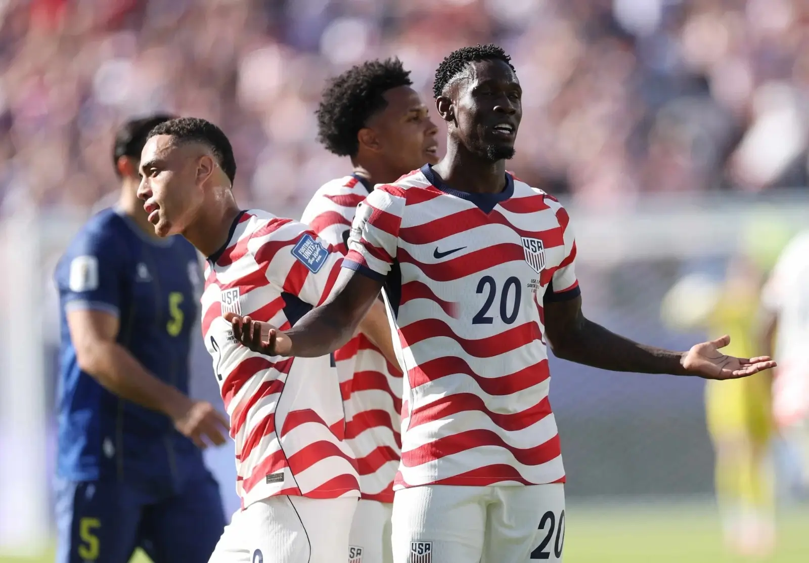 Estados Unidos vence a Bosnia y va a octavos del Mundial