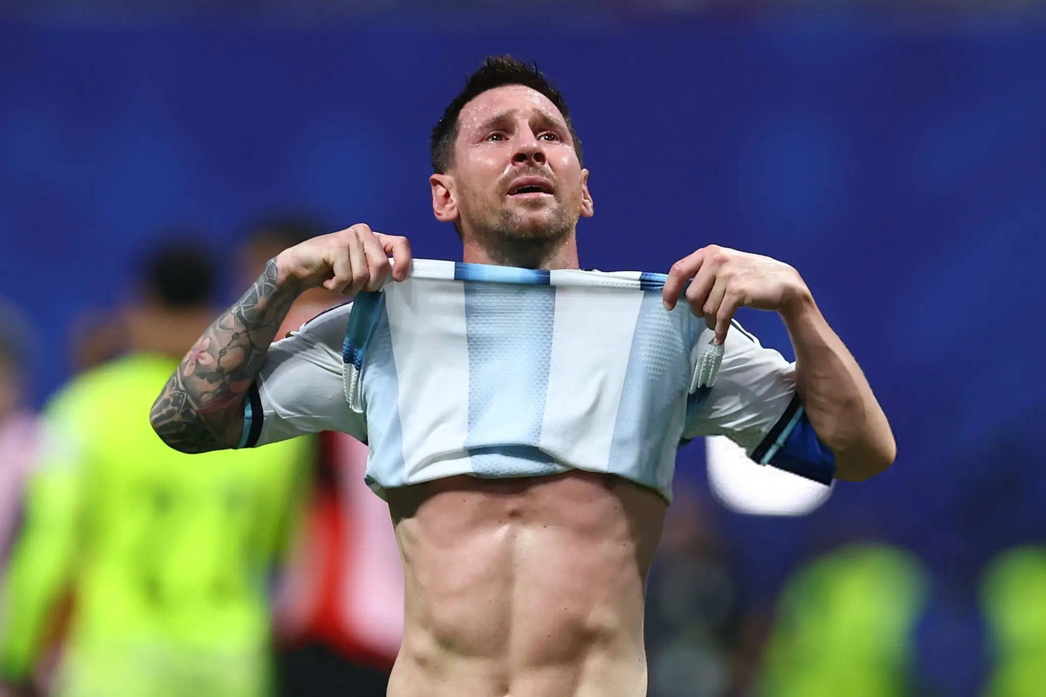 Messi rompe en llanto tras la épica remontada de Argentina