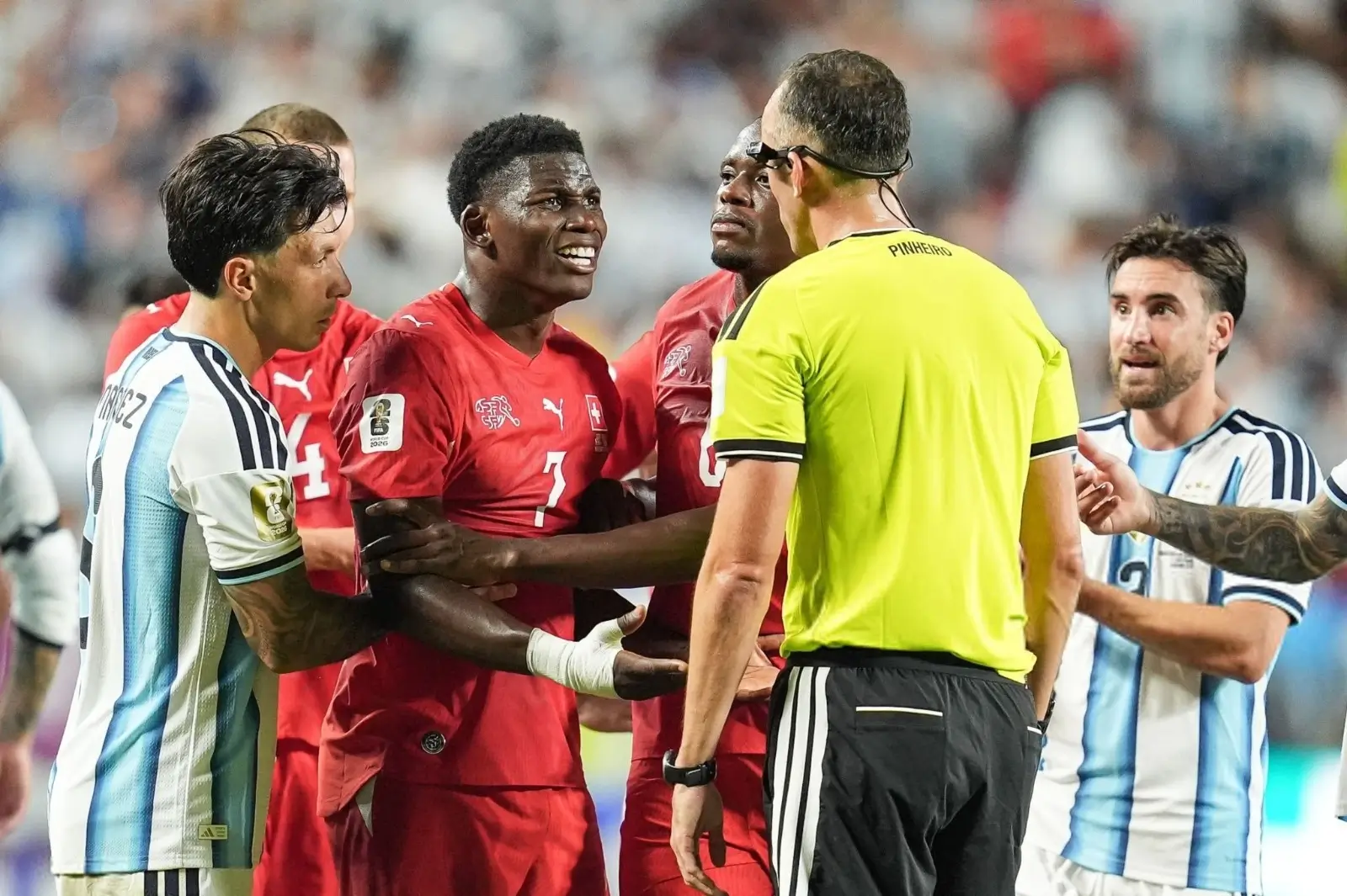 IFAB admite error arbitral en Suiza vs Argentina