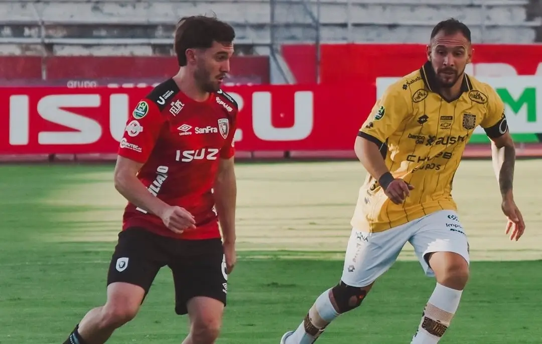 Leones del Norte y Cuenca igualan en un intenso duelo**