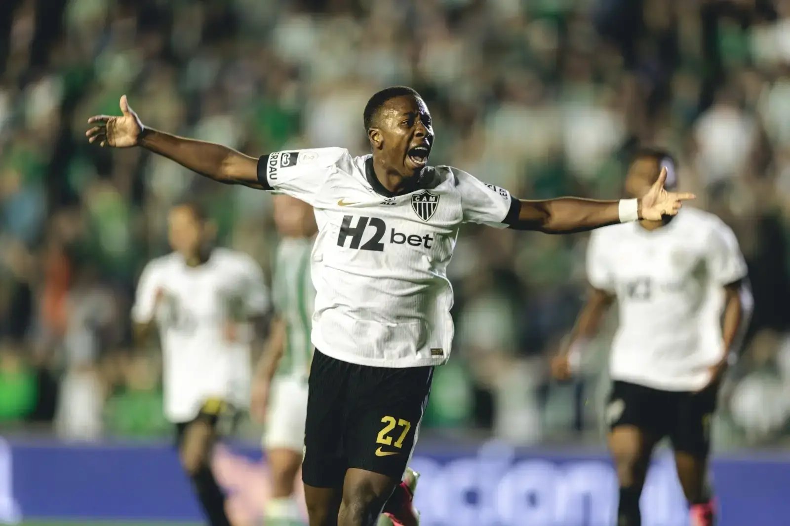Alan Minda da triunfo agónico a Atlético Mineiro