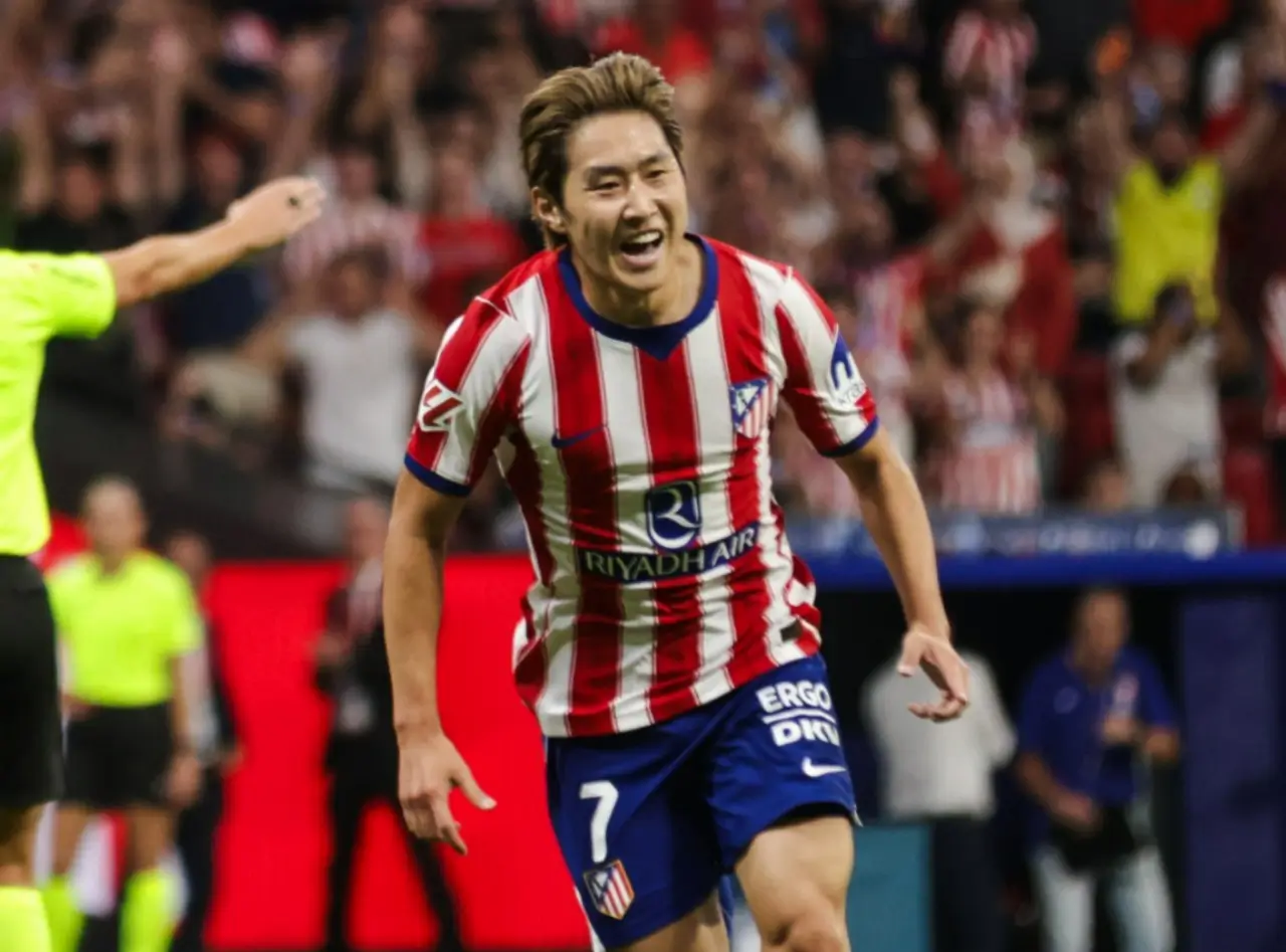 Atlético vence al Málaga con dos golazos en LaLiga