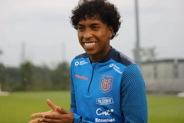 Leonardo Realpe llega a Corea para el debut de Gallardo