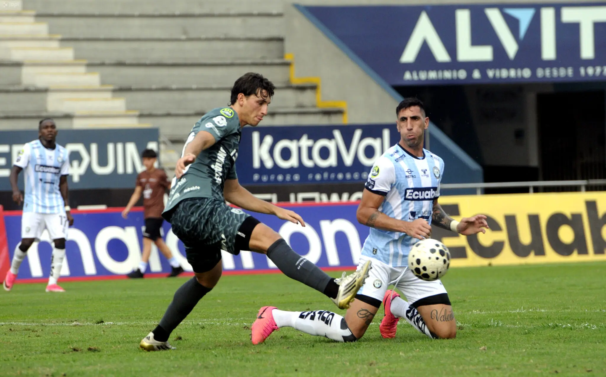 Guayaquil City rescata un empate ante Leones FC
