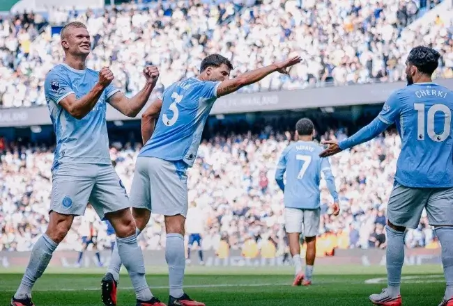 Enzo Fernández debuta con triunfo en el Manchester City
