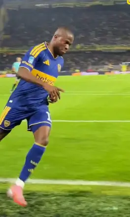 ¡Enner Valencia rompe la sequía y marca su primer gol con Boca Juniors!