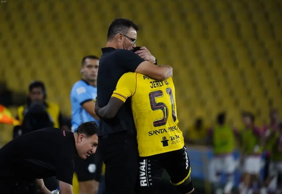 Pablo Trobbiani sancionado tres fechas por Barcelona SC