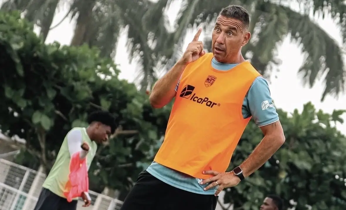 Deportivo Cuenca cambia de DT para el descenso