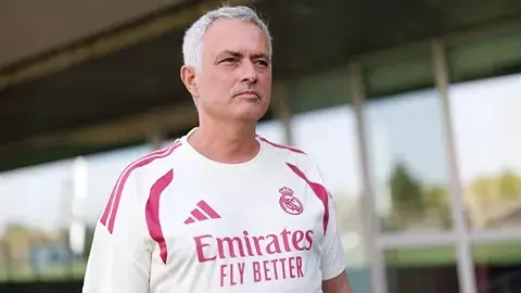 Mourinho: “Un futbolista lo es 24 horas al día”
