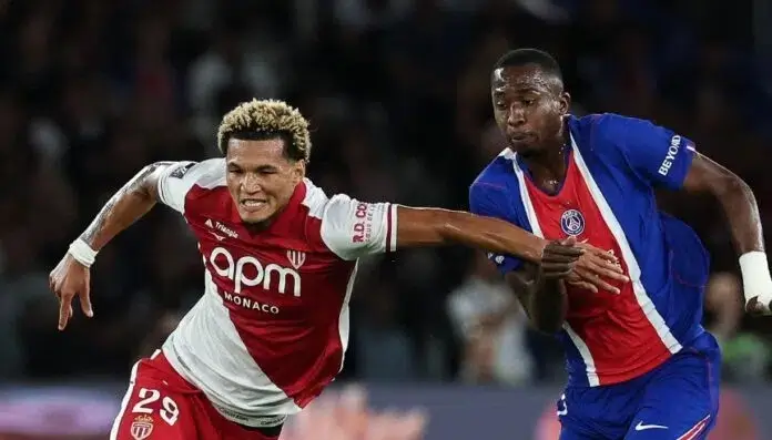 PSG pierde ante Mónaco con Willian Pacho de titular