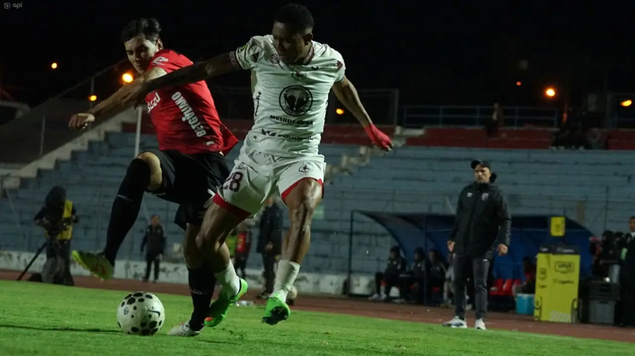 Mushuc Runa y Leones FC empatan 1-1 en LigaPro