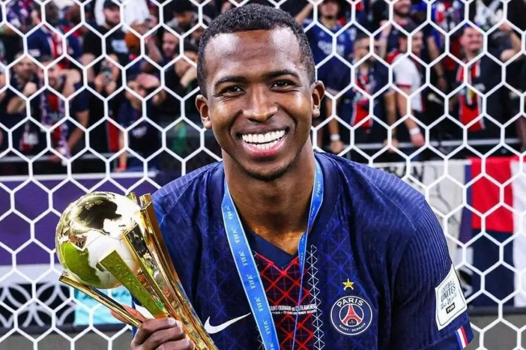 Willian Pacho, nominado al Balón de Oro 2026