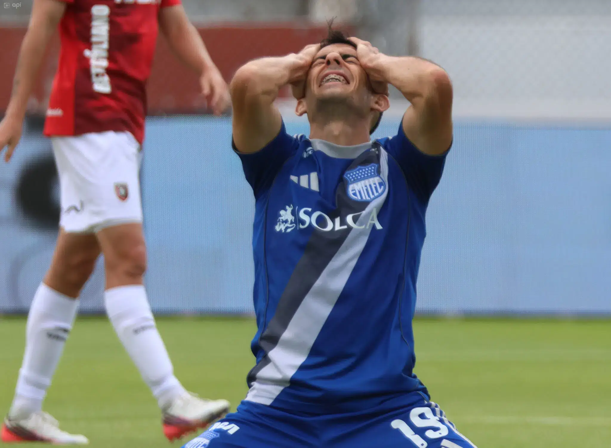 Emelec remonta y vence 3-1 a Leones del Norte