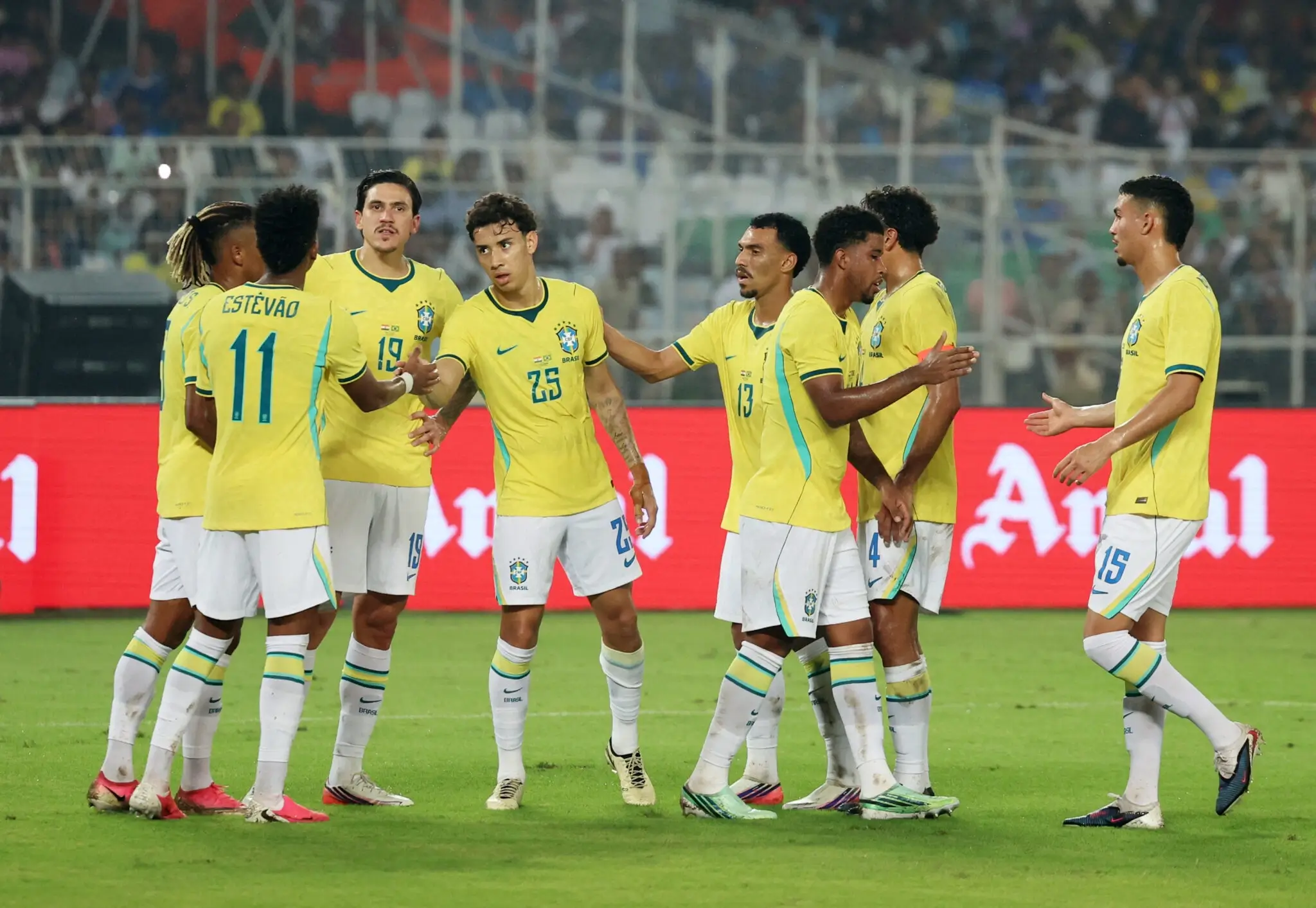 Brasil goleó 4-0 a India y cerró la fecha FIFA con autoridad